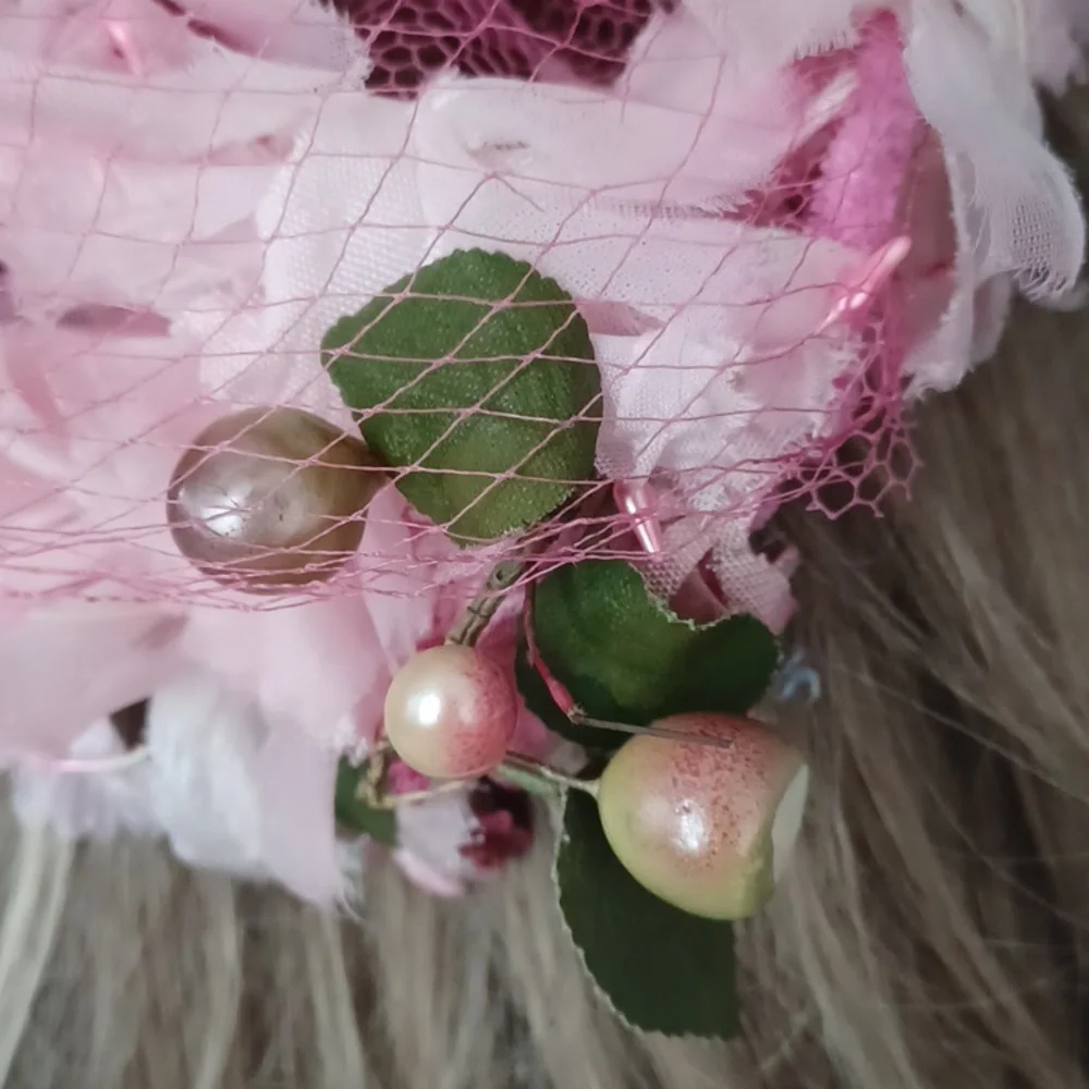 Vintage Gorgeous Fascinator /Toque